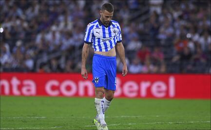Rayados pierde a Sergio Canales por lesión