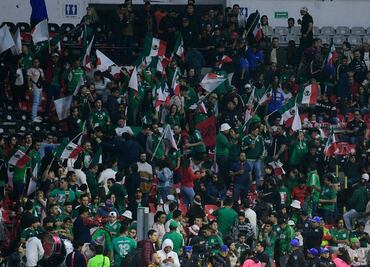 El gritó prohibido se hizo presente en el Estadio Azteca en el primer tiempo