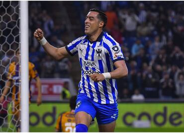 Rogelio Funes Mori habría llegado a un acuerdo para jugar con el Gremio de Brasil