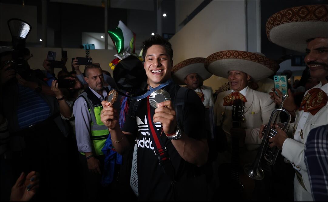 Osmar Olvera llegó a la CDMX - Foto: Diego Simón Sánchez / EL UNIVERSAL