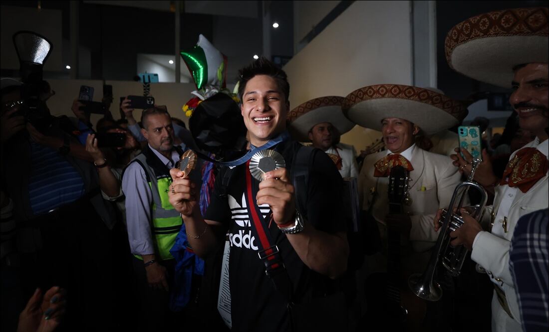 Osmar Olvera llegó a la CDMX - Foto: Diego Simón Sánchez / EL UNIVERSAL