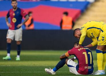 Barcelona tropieza frente a Las Palamas y peligra el liderato