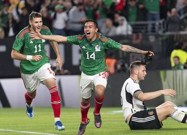 VIDEO: El 'Chiquito' Sánchez se impuso a las torres alemanas para poner el 2-1 de cabeza