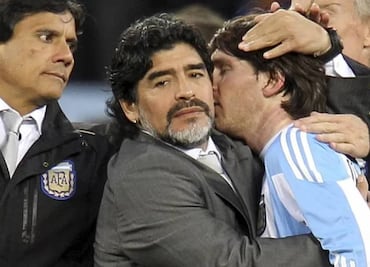Maradona y Messi ilusionaron a Argentina en Sudáfrica 2010, pero fracasaron