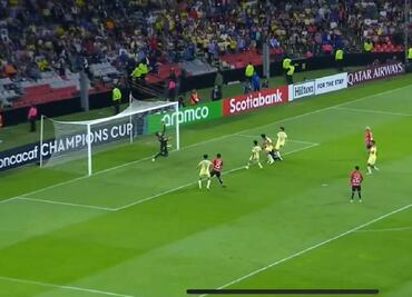 Chivas se niega a morir y se volvió a adelantar en el marcador con gol del Piojo Alvarado