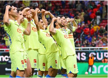 Henry Martín encabezó festejo que enfureció a la afición de Chivas en el Estadio Akron
