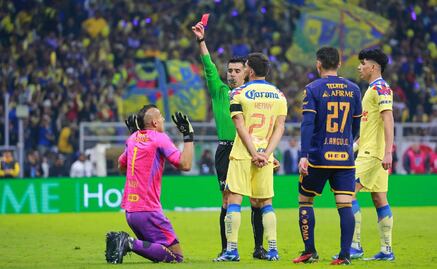 Nahuel Guzmán será suspendido tres partidos luego de su expulsión en la Final ante América