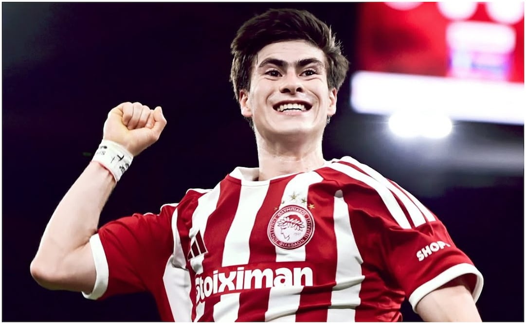 Hormiga González en festejo de gol Foto: @olympiacosfc
