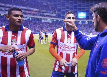 Chivas tiene una baja de último minuto en su duelo ante los Pumas ¿Alexis Vega va a iniciar?