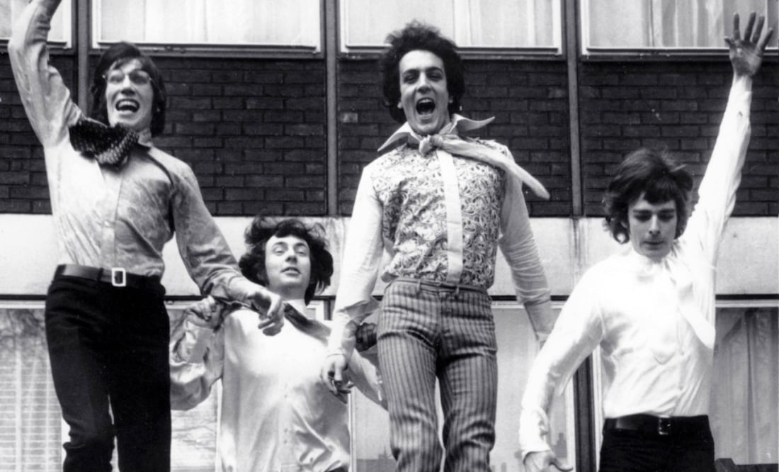 Foto: La banda de rock Pink Floyd en las oficinas de EMI House en London el 3 de marzo de 1967. (Foto: AP Photo)