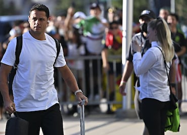 VIDEO: Chicharito Hernández llegaría hasta la próxima semana para ser presentado con las Chivas