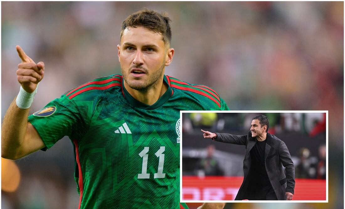 Santi Giménez festejando su gol ante Panamá y Jaime Lozano / FOTO: Imago7