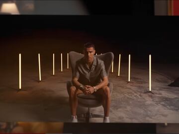 El portugués Cristiano Ronaldo se ha embolsado una gran suma al lanzar su canal de YouTube