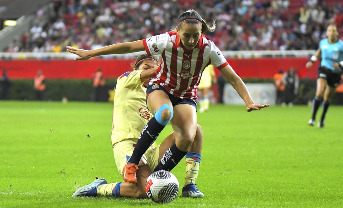 Chivas y América empatan en las semifinales del Apertura 2023 - Foto: Imago7