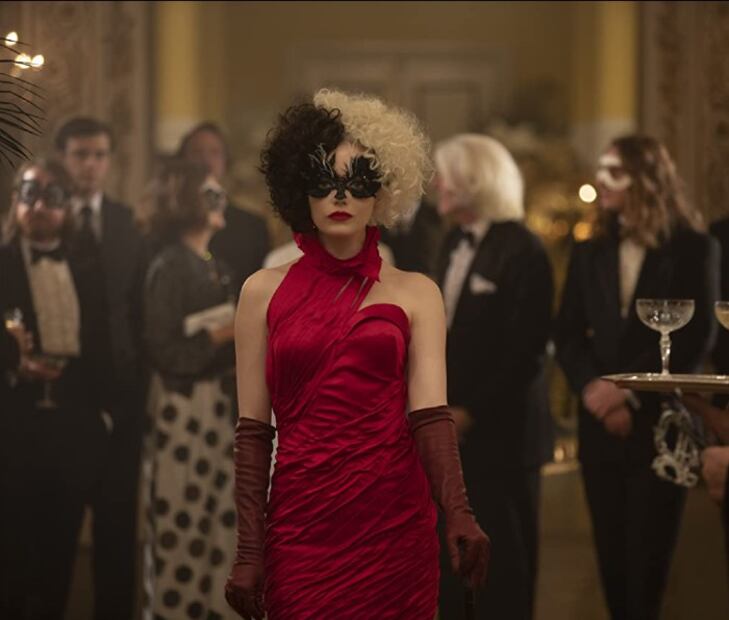 "Cruella" y los 10 mejores looks de Emma Stone en el cine