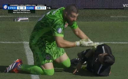 Abanderado del Perú vs Canadá sufrió un golpe de calor que le provocó desplomarse en la cancha
