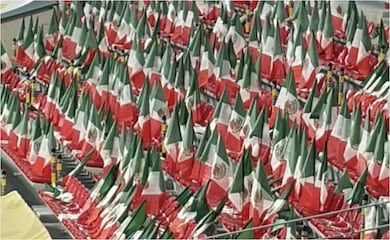 Afición mexicana recibirá banderas de México para el duelo ante Inglaterra en el Azteca