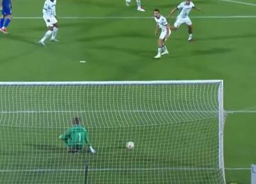 Cruz Azul aumentó su ventaja sobre Pumas con un gol de Lorenzo Faravelli