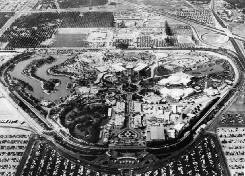 “Domingo negro”: Así se construyó el primer parque de Disneyland