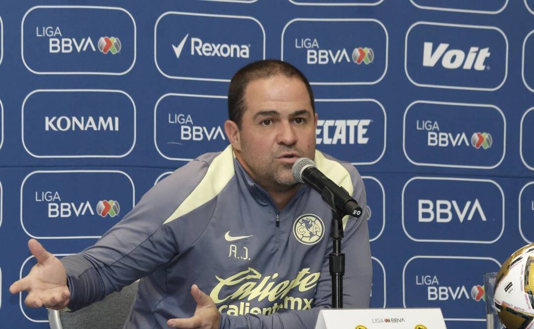 Jardine niega que pueda existir un trabajo condicionado por parte de los silbantes. Foto: Imago7.