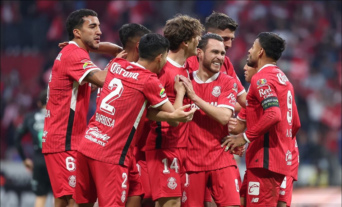 Toluca se impuso a Santo y alcanzó al América en el liderato del Clausura 2025 de la Liga MX / FOTO: Imago7