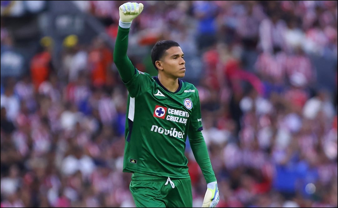 Kevin Mier, durante un partido con Cruz Azul en la Liguilla del Clausura 2026. FOTO: Imago7