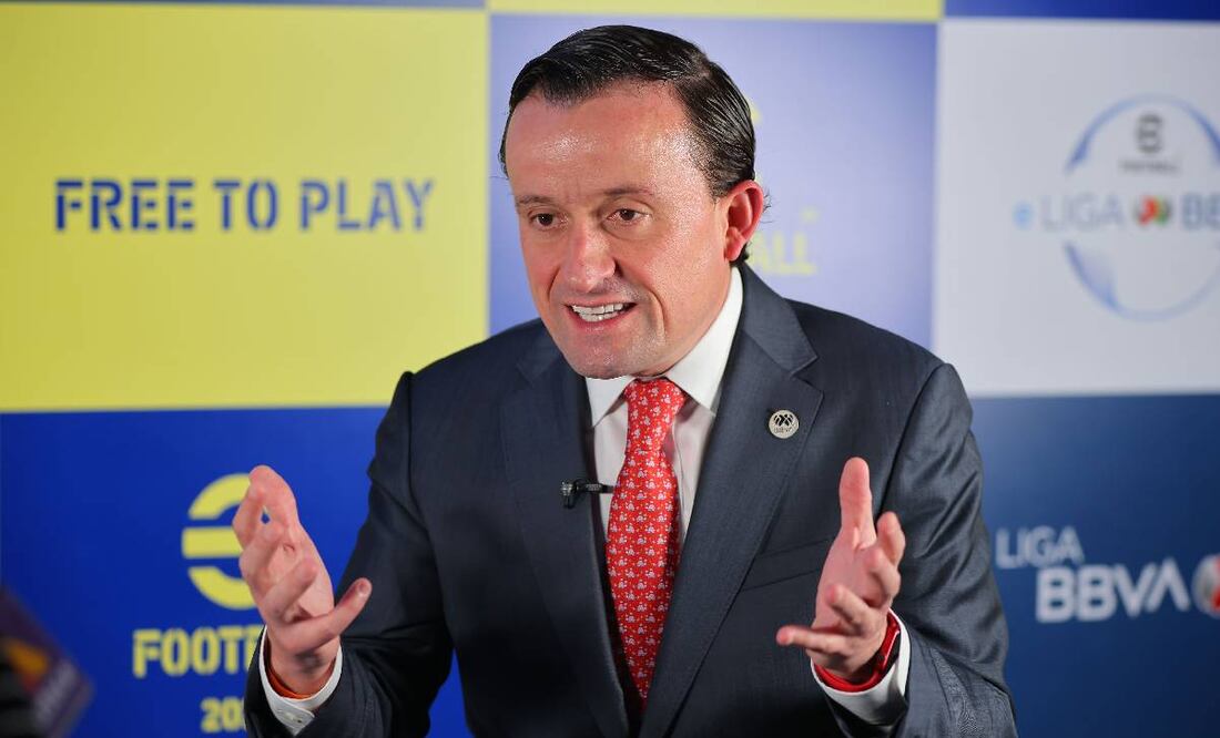 El presidente de la Liga MX estuvo en el Senado de la República. Foto: Imago7