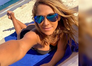 Fotos de 10 atrevidos looks de Inés Sainz en traje de baño