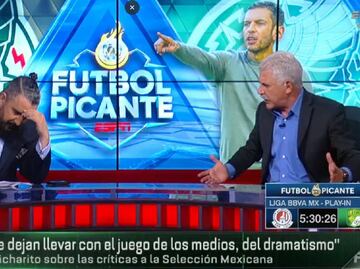 Tuca Ferretti reventó al Chicharito Hernández... y hasta a Álvaro Morales le tocó regaño