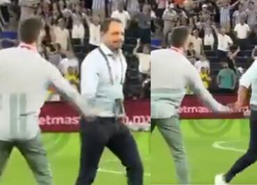 Santiago Baños hace desplante al Tato Noriega tras perder la final ante Rayadas