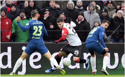 Santi Giménez marcó pero no pudo evitar la derrota del Feyenoord ante el PSV más lider que nunca en Eredivisie