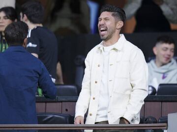 Oribe Peralta se burló de las Chivas y la afición lo reventó