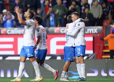 Cruz Azul sobrevive y salva su triunfo ante los Xolos de Tijuana