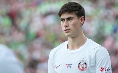 Las Chivas, a la espera de que el Olympiacos incremente la oferta por Armando González