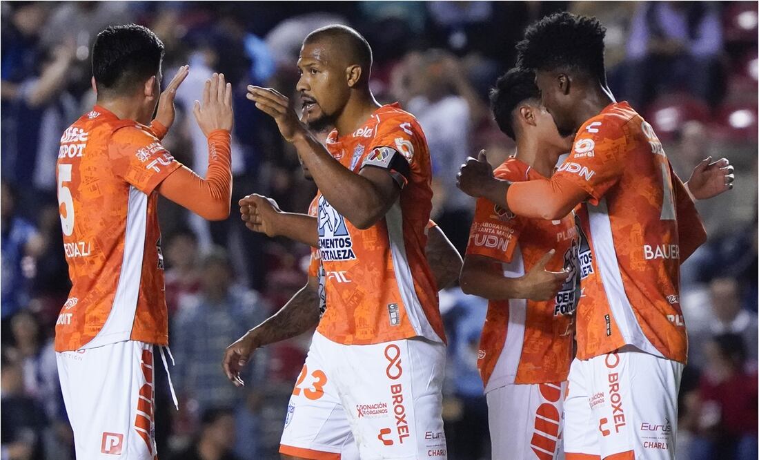 Pachuca le pega al Querétaro en la Corregidora. FOTO: IMAGO7