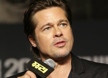 10 gifs sensuales que resumen la carrera y vida de Brad Pitt