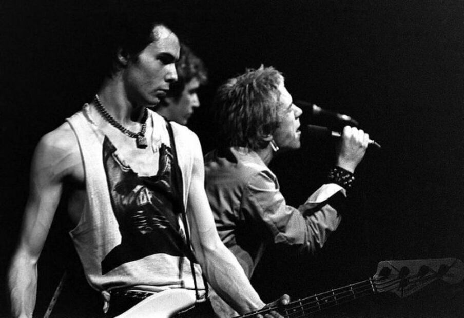 Sid Vicious, el hijo del punk que vivió rápido y murió joven 
