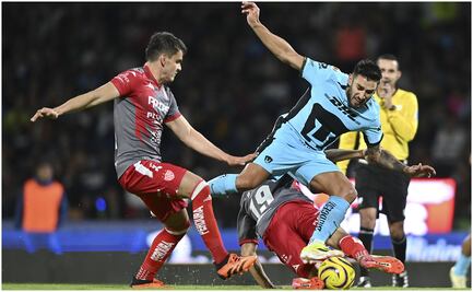 Pumas deja puntos en el camino ante Necaxa en un partido de locura en CU