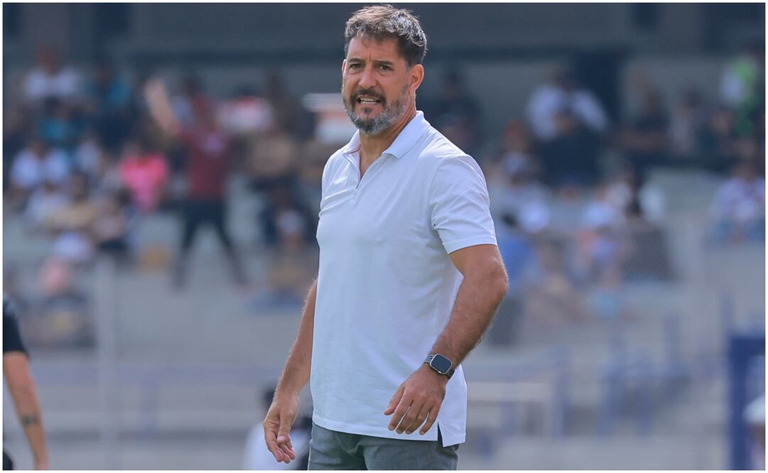 Gustavo Lema, DT de Pumas - Foto: Imago7