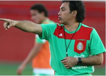 ¿Cómo le fue a Hugo Sánchez cuando fue director técnico de la Selección Mexicana?