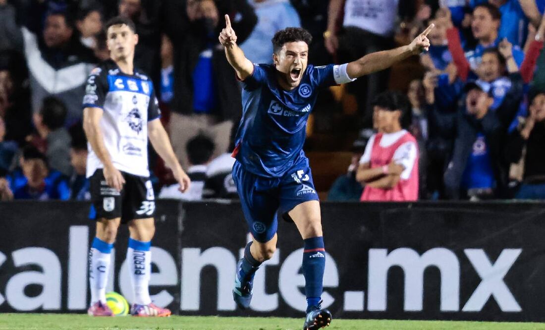 Nacho Rivero abrió el marcador para los celestes y terminaron goleando a los Gallos. Foto: Imago7