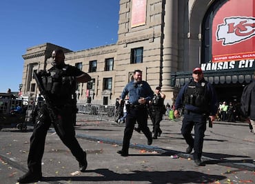 Tiroteo en el desfile de Kansas City Chiefs dejó al menos a diez personas heridas