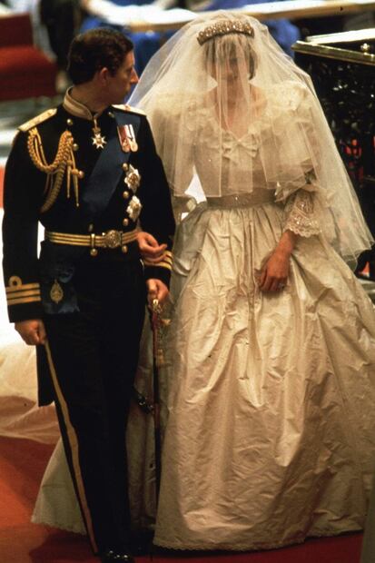 Exhibirán el vestido de novia de Lady Di a 40 años de su boda con Carlos
