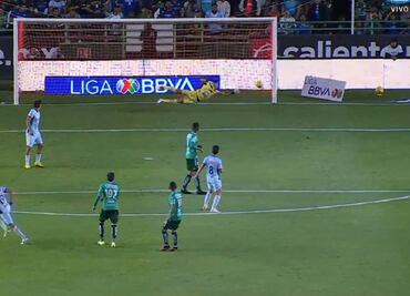 Charly Rodríguez marcó un golazo para abrir el marcador ante el León