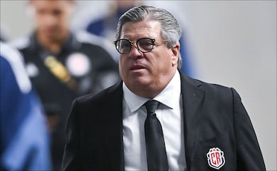 Miguel Herrera es reventado por afición de Costa Rica al quedar fuera del Mundial 2026: “Mexicano hijo de...”