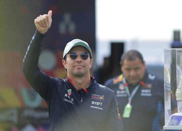 Checo Pérez ofreció una costosa conferencia en la Feria de León 2025