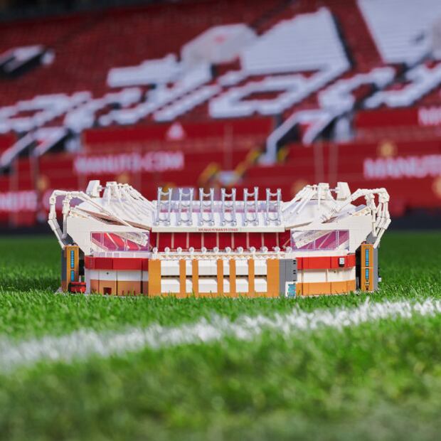 LEGO celebra 110 años del estadio Old Trafford del Manchester United