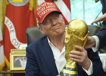 Donald Trump amenaza con 'robarse' el trofeo de la Copa del Mundo