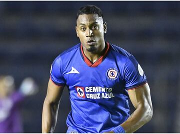 Cruz Azul: Willer Ditta se pierde los partidos ante América y Chivas... ¡Suspendido tres encuentros!