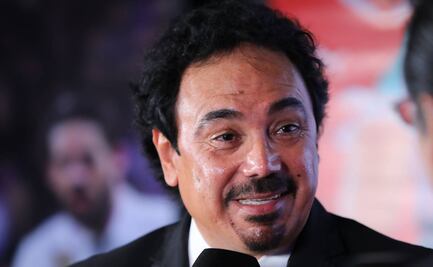 Hugo Sánchez recibe el premio de "Leyenda" en los Victory Prize México y se corona como "el mejor deportista" del país